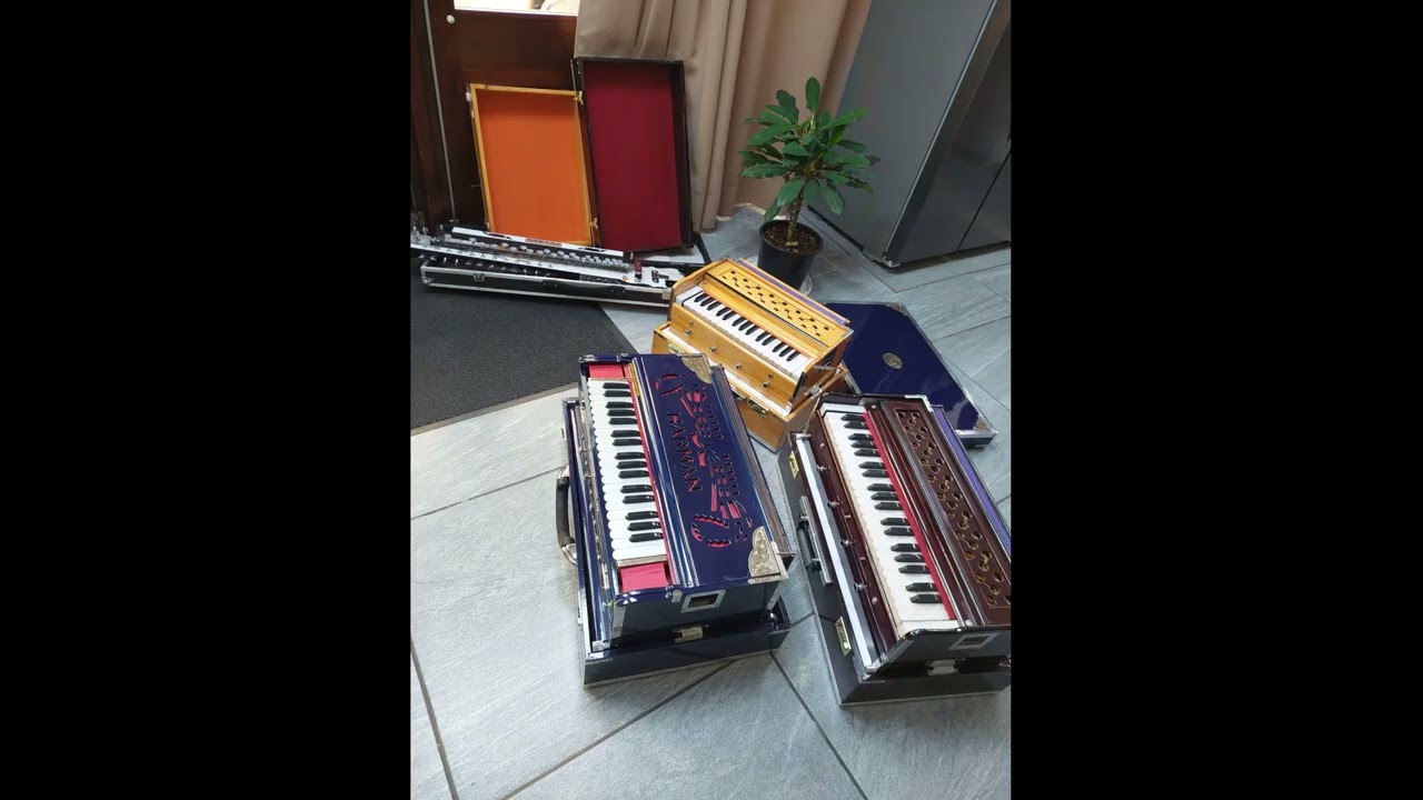 B. CHAITOE,VINOD RAKHAN,CHANDERBOSH,KENNET RAKHAN BAITHAK