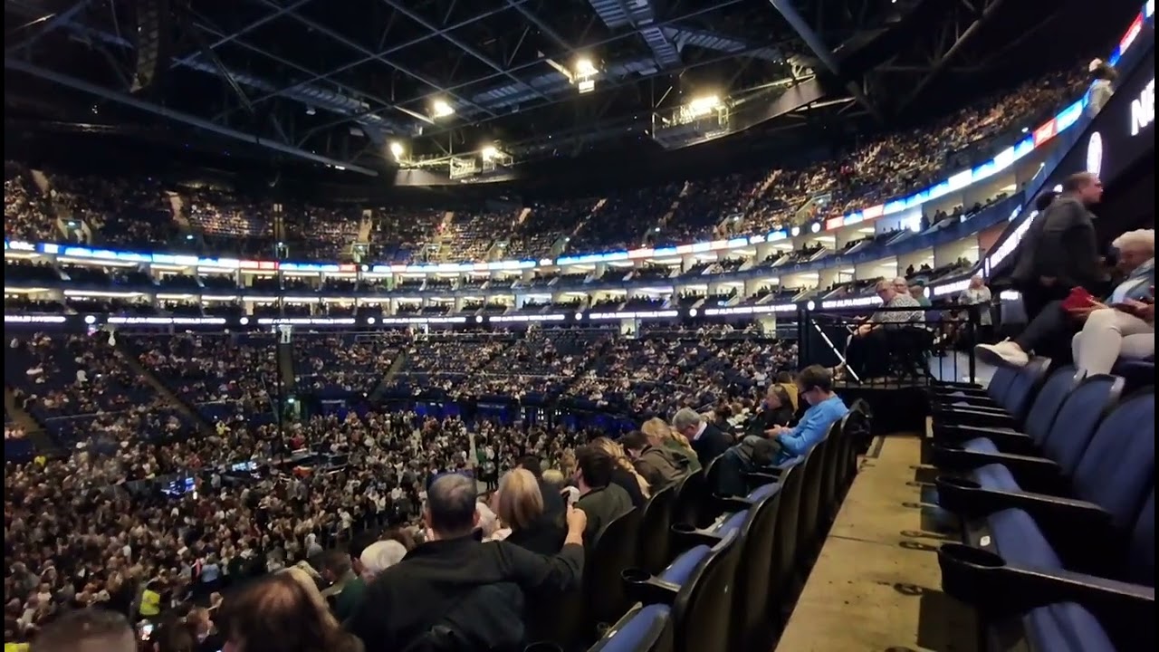 Inside the O2 Arena in London | 9 October 2022