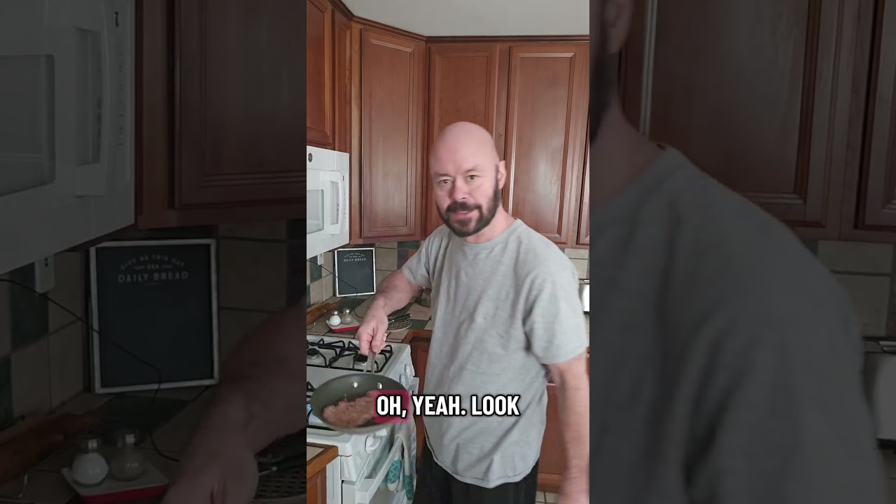 Just trying to help y'all learn how to cook a steak properly 😋 #steak #fyp #foryou #subscribe 