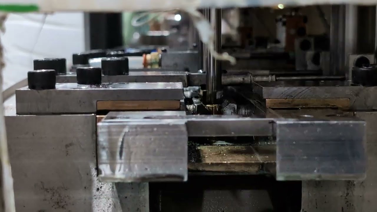 Pistol Caliber Case Press ( Now running 9x19 mm )