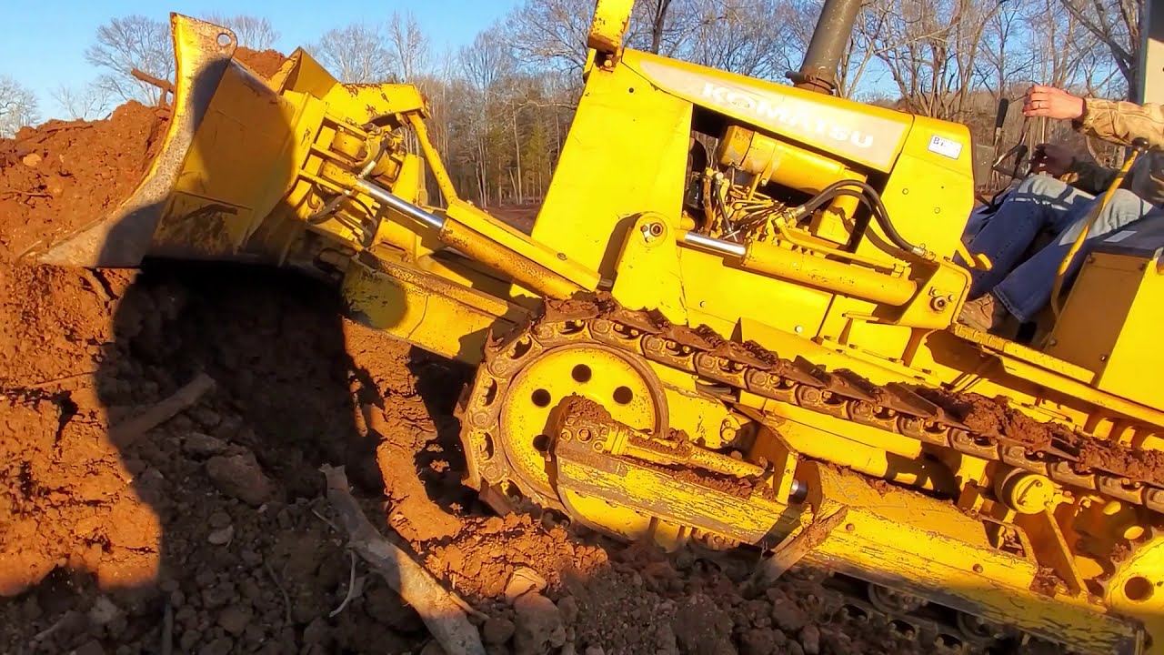 Testing Out Komatsu D20A-6 Dozer