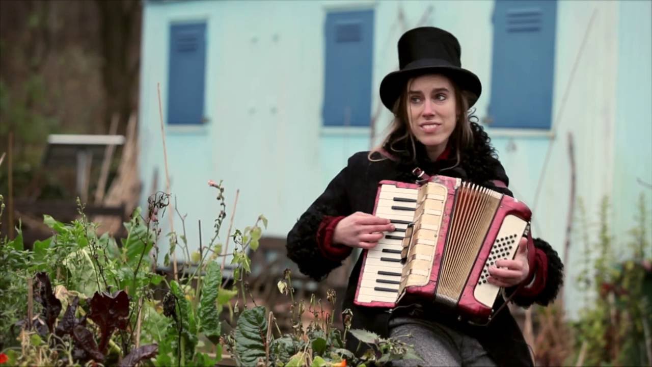 Eine andere Welt ist pflanzbar! Experimentier- und Wabengarten des &Ouml;BZ, M&uuml;nchen,