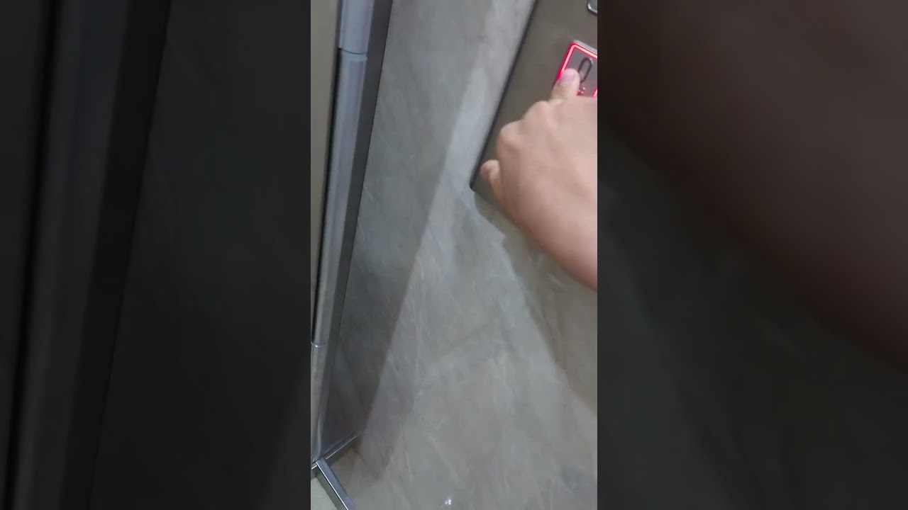 Καινούργιο ασανσέρ σε πολυκατοικία στην Αθήνα