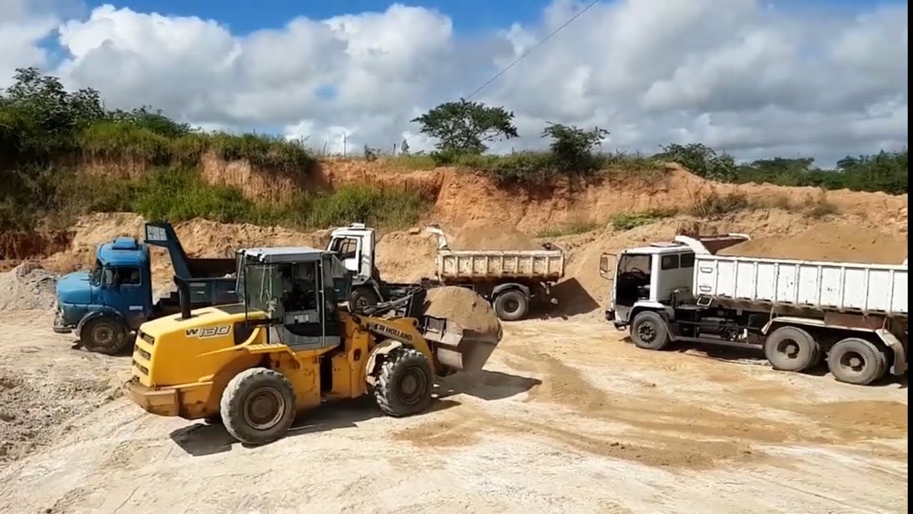 três caçamba trabalhando nas estradas do sítio | sonho de todo operador