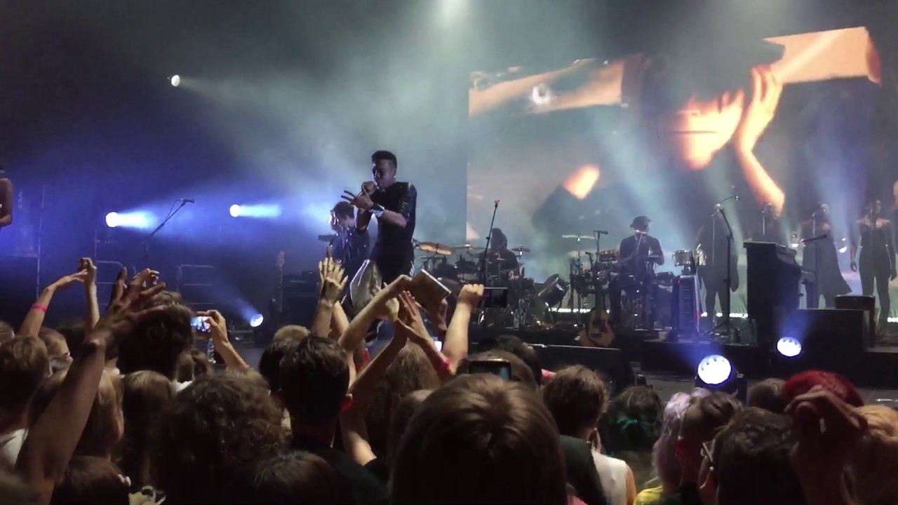 Stylo - Gorillaz feat. Peven Everett - Live at Katowice