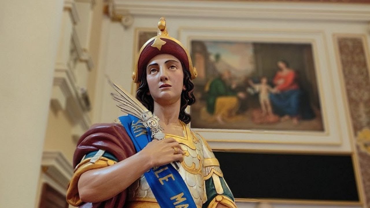 La tradizionale sfilata delle Some nel giorno di San Vitale