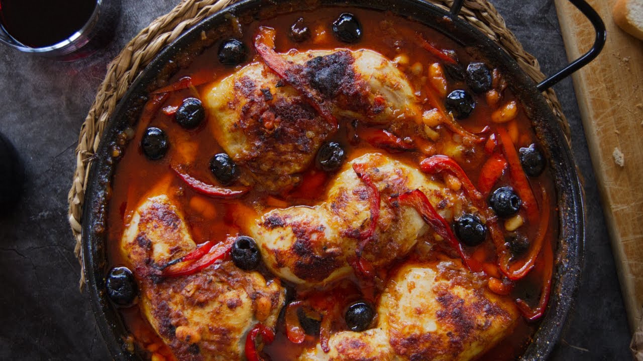 How to Make Spanish Chicken in a Spicy Bravas Sauce - Spicy Chicken Recipe 🌶️  🇪🇸