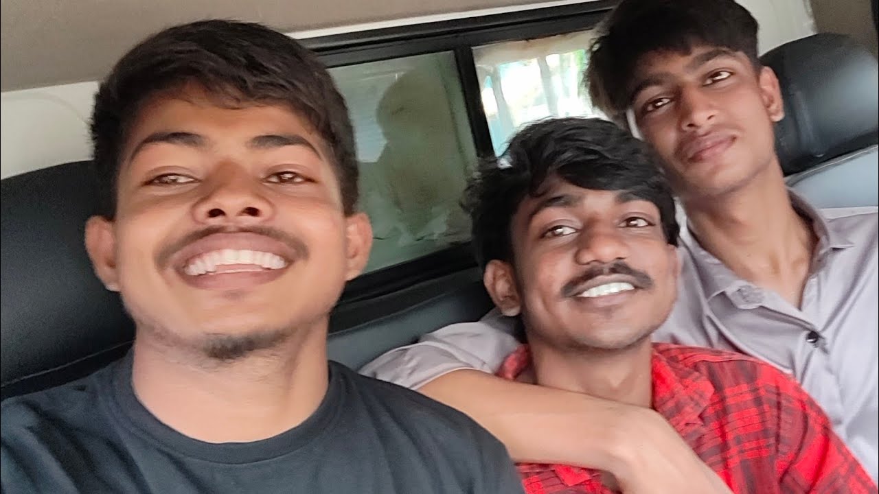 We visited Capital Mall with friends #like #subscribe #vlogs 