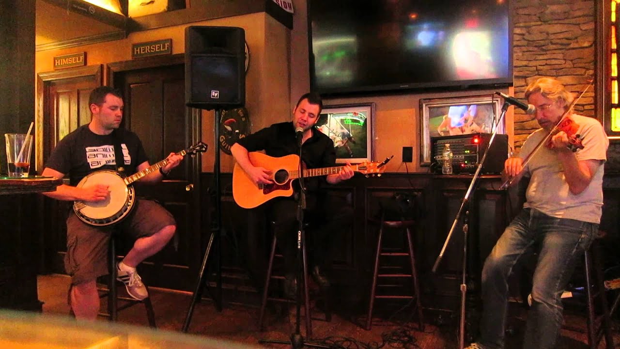 sean henshaw peter dillons bar 36th street and fifth ave. Sunday trad session with Donnie Carroll.