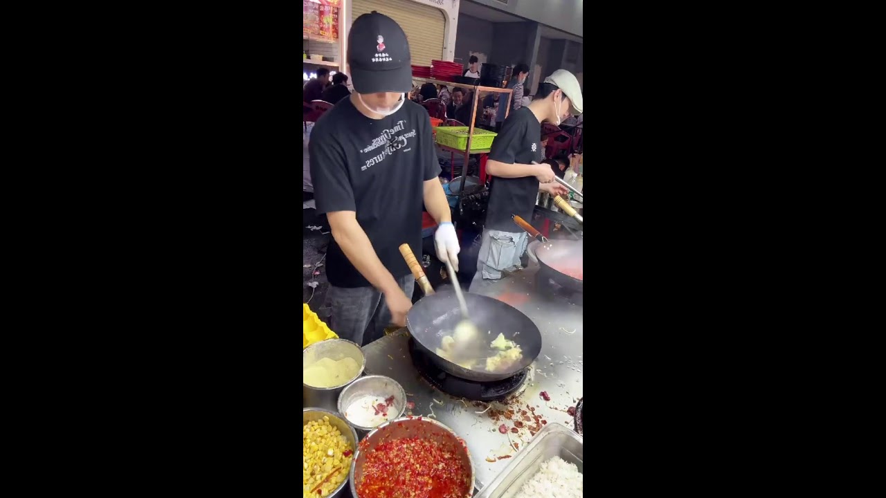 Live streaming of streetfood for Andy哥