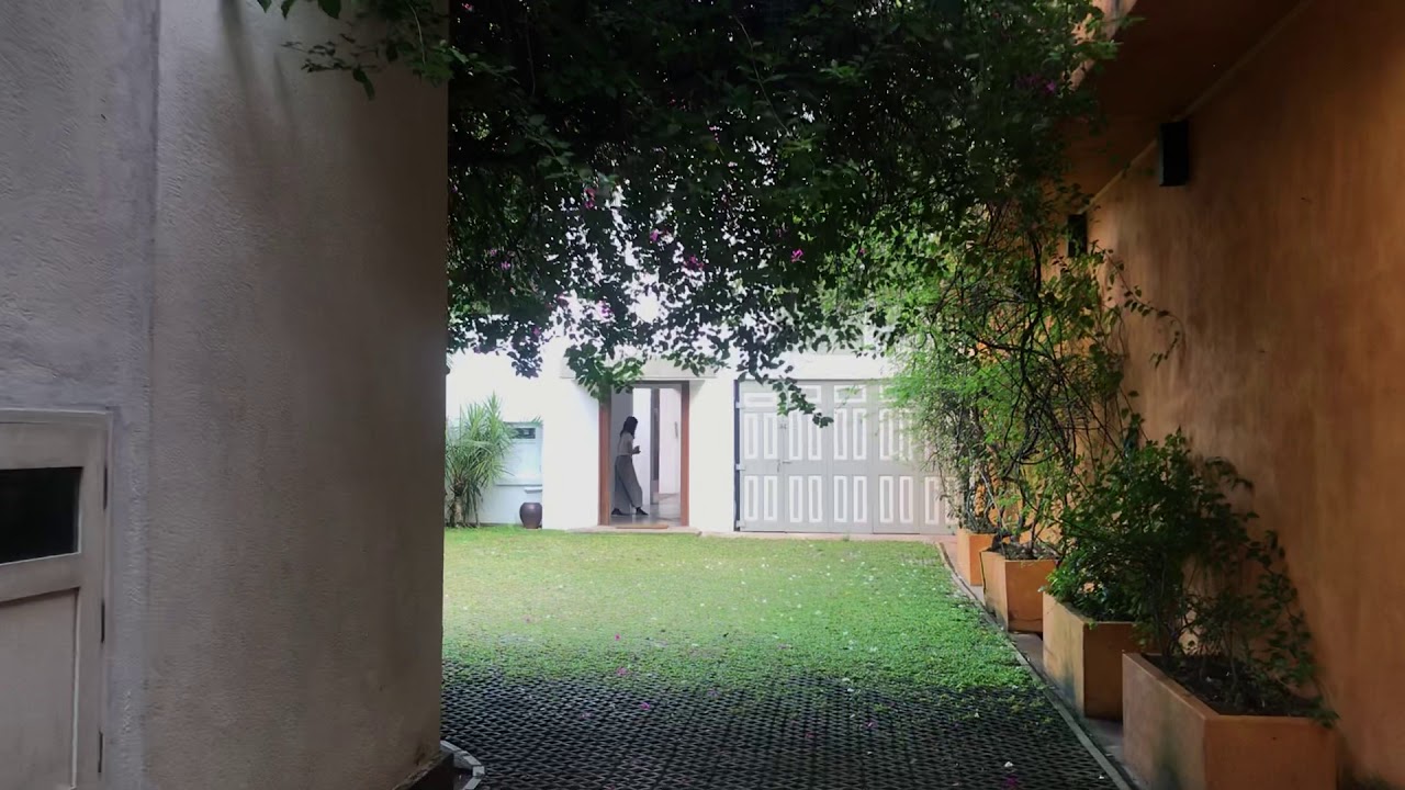 Geoffrey Bawa De Saram House

#GeoffreyBawa  #DeSaramHouse
#architecture