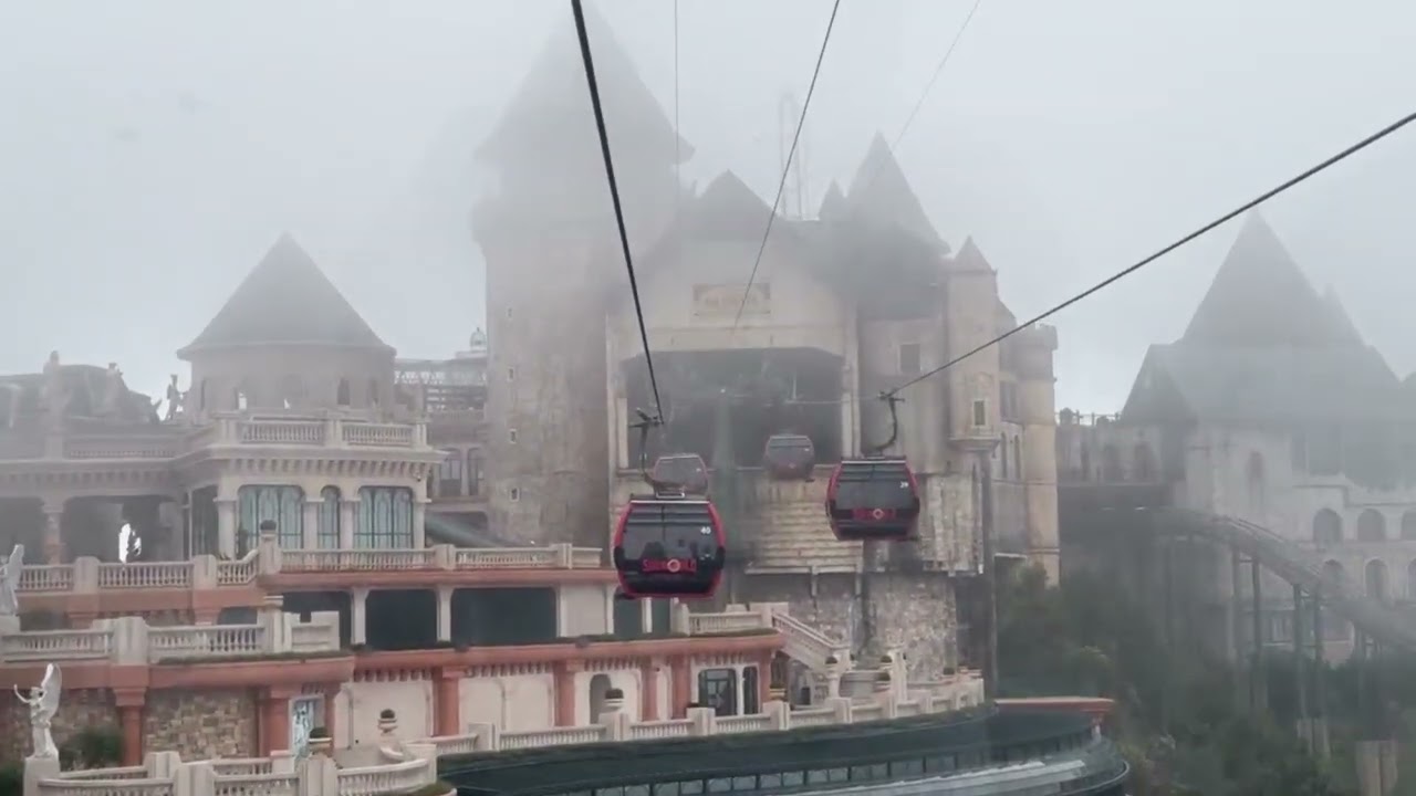 World's Longest Cable Car Ride - Sun World Ba Na Hills, Vietnam #banahill #vietnam #danang