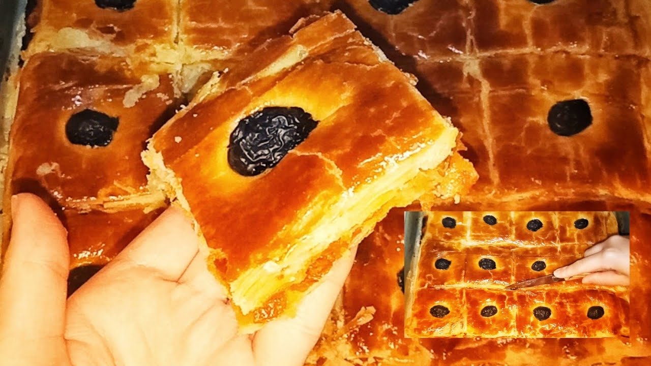 pizza couverte الكوكا المورقة بدون زبدة التوريق بأسهل طريقة محشية بصل وطوماطيش