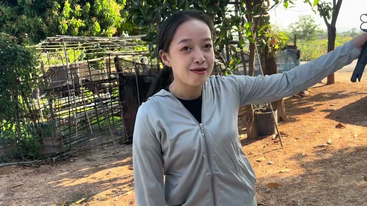 พี่ไอซ์น้องธิดาลาวแต่งตัวไปงุมหอยบ้านนาฮี￼