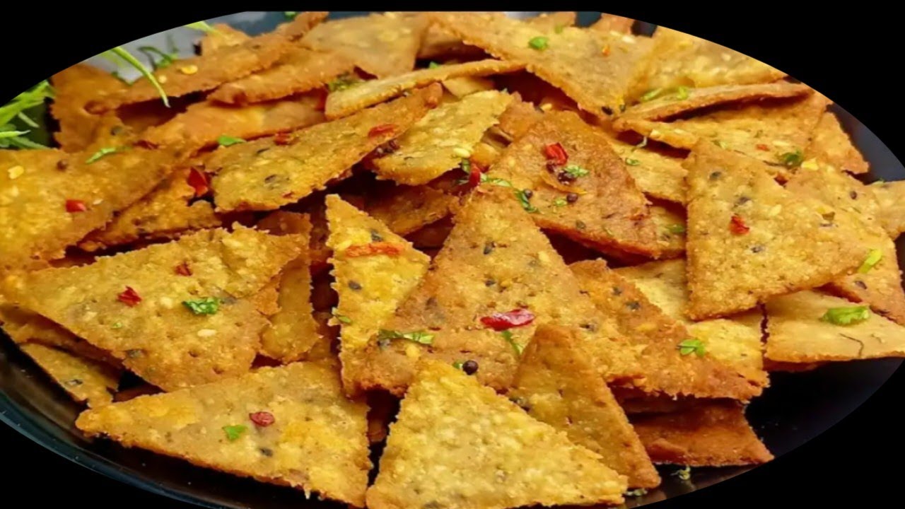 ಒಂದೇ ಹಸಿ ಆಲೂಗಡ್ಡೆ ಇಂದ ಮಾಡಿ ಕ್ರಿಸ್ಪಿ ಗರಿಗರಿ ಸ್ನಾಕ್ಸ್#potatosnacksrecipe#potatofryeveningsnacksrecipe