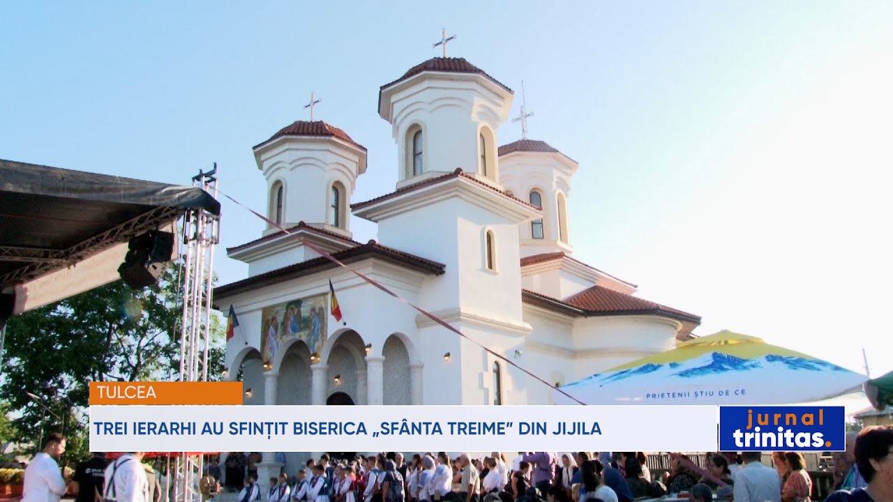 Trei ierarhi au sfințit Biserica „Sfânta Treime” din Jijila, județul Tulcea