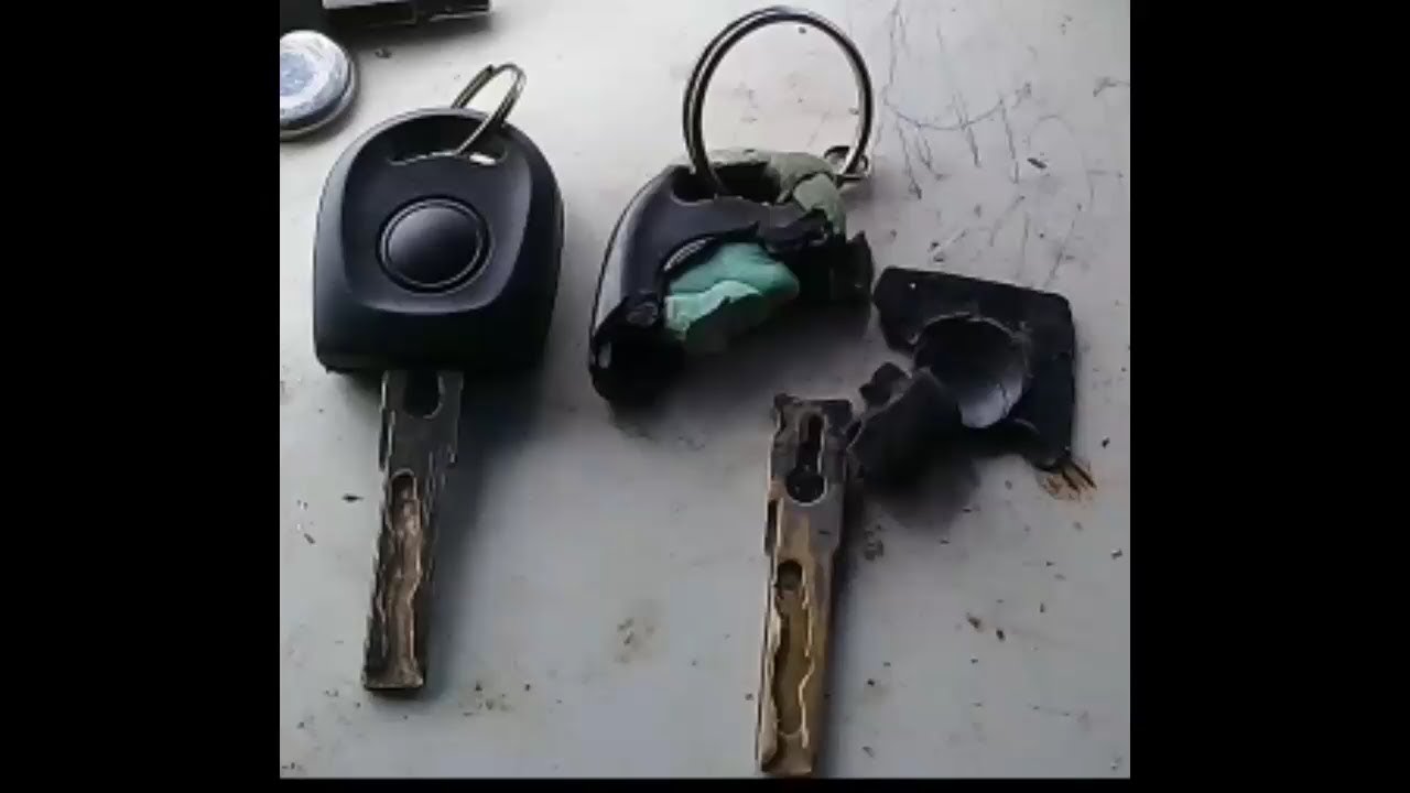 Reparacion llave rota Volkswagen Vw Seat Audi Polo cambio de carcasa llave hueca