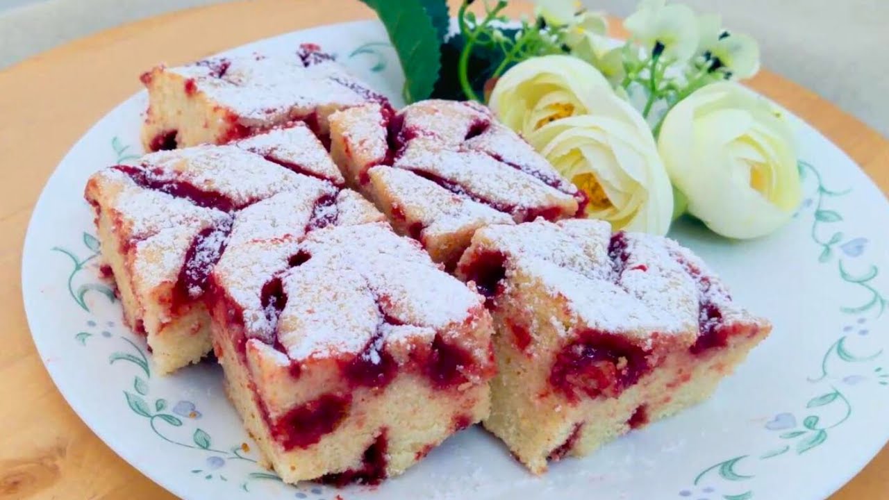 BIZCOCHO de YOGURT con MERMELADA /Delicioso y Fácil de hacer/ El más esponjoso Bizcocho de Yogurt😋👌