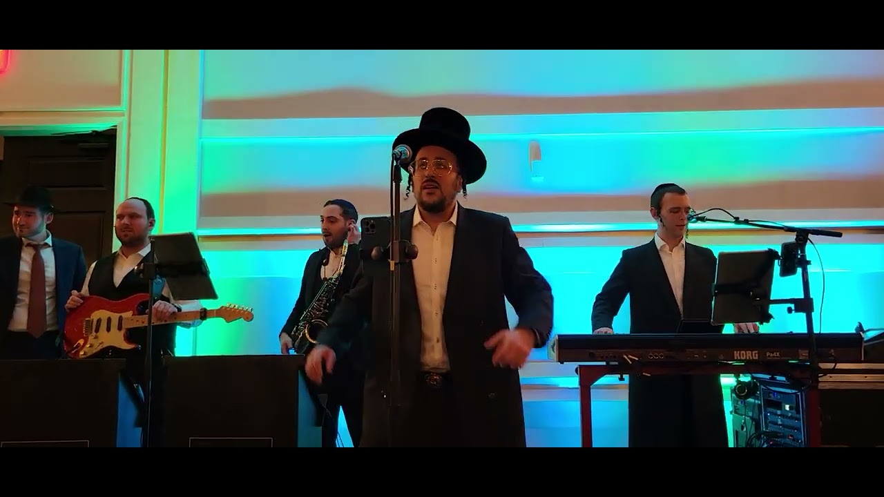 Yossi Shtendig intro Ft. Lipa Schmeltzer
