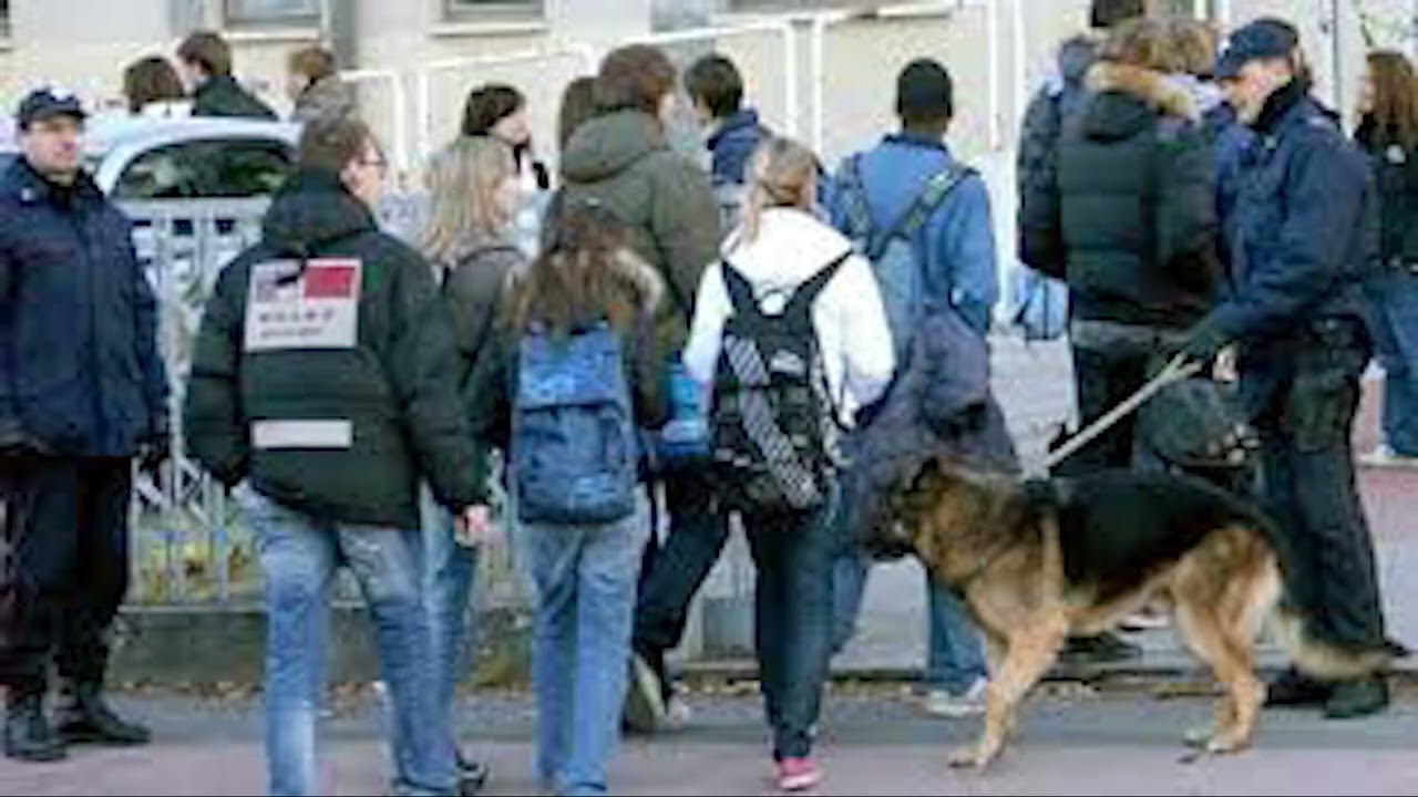Blitz antidroga nelle scuole, task force in campo contro lo spaccio: dosi sequestrate