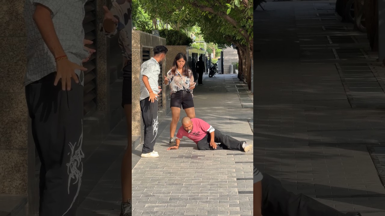 Khatarnak prank 😱😅 #funny #bhojapurihitsong #comedyprank #comedy #bhokpurigana
