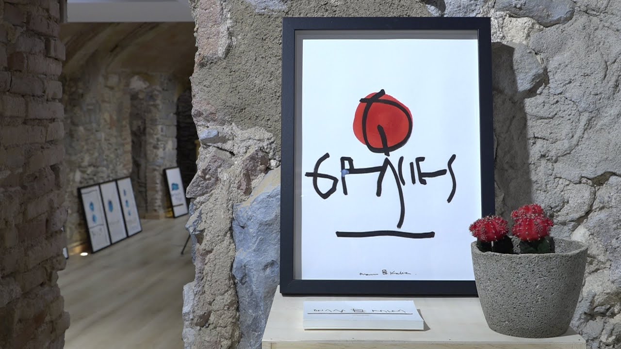 Roser Cruells exposa durant un dia a Vic la seva col·lecció 'Gràcies'