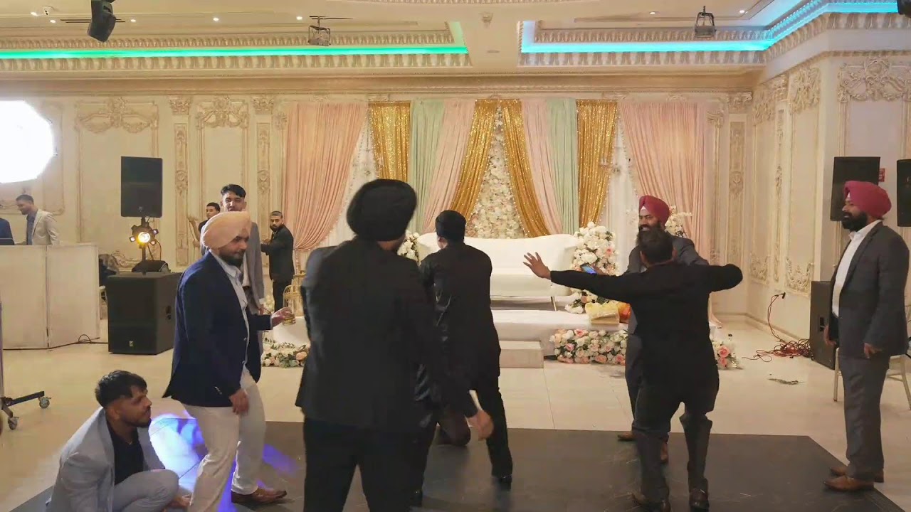 AMARJIT ND HARLEEN JAAGO