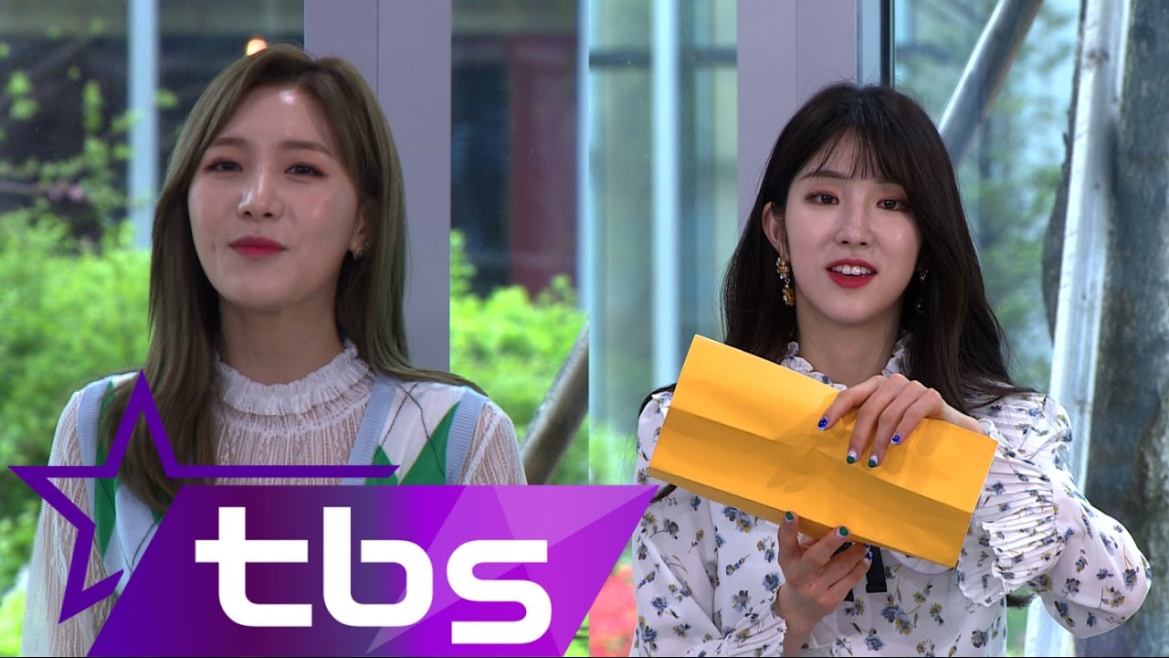 [[ENG SUB] 라붐♥ 붐순이에게 반해버려thㅓ휘파람을 부르는 LABOUM - 팩트iN스타