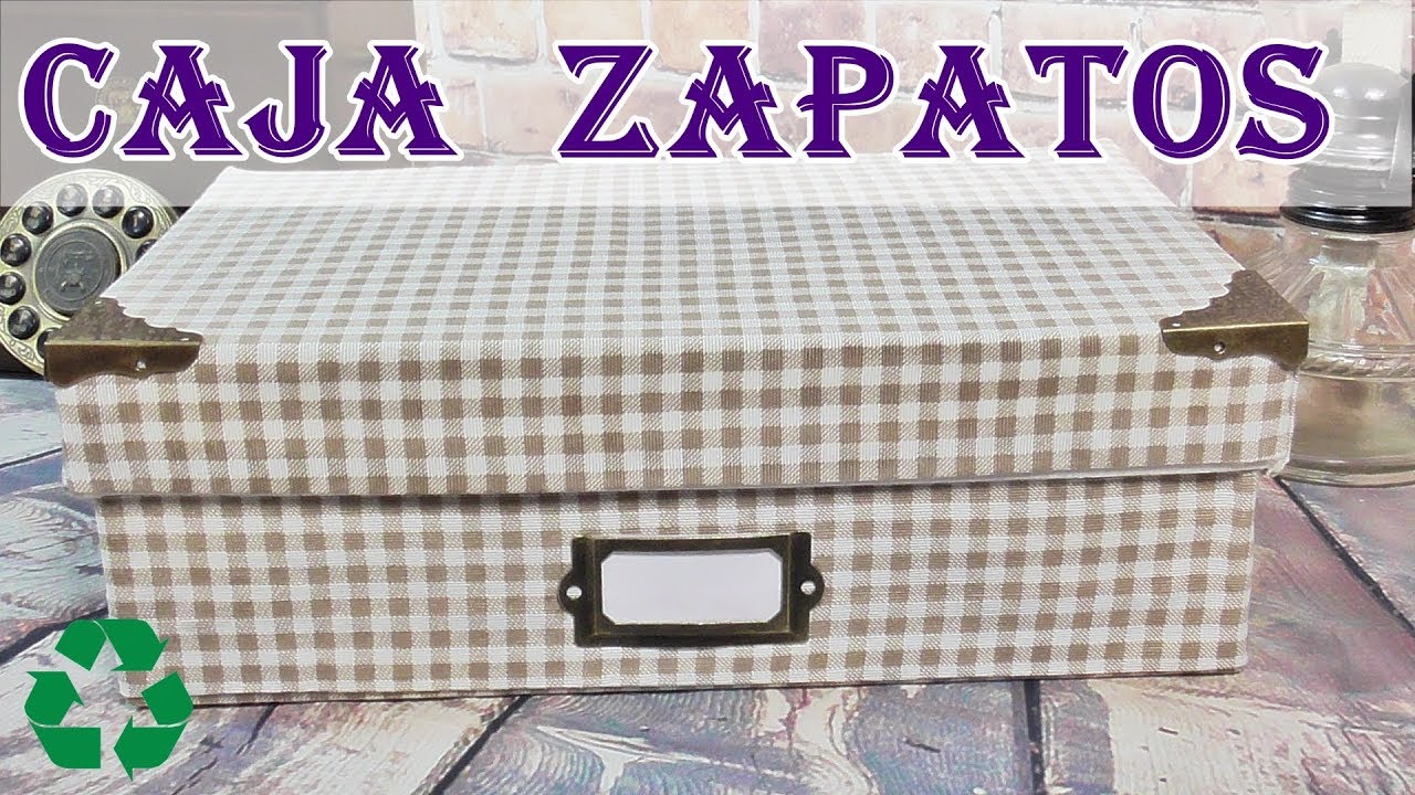 Cómo reciclar una caja de zapatos forrándola con tela. Caja organizadora de cartón