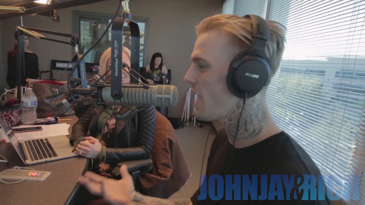 Aaron Carter Says Bieber Plays Dirty