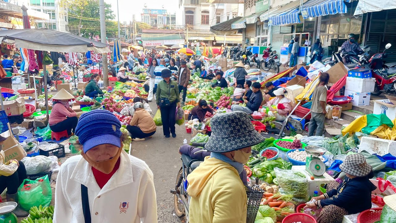 Giá 1 Số Loại Hoa + Trái Cây Chợ Đức Trọng Lâm Đồng Tết 2026 ,Dạo Chợ Tết Cùng Em