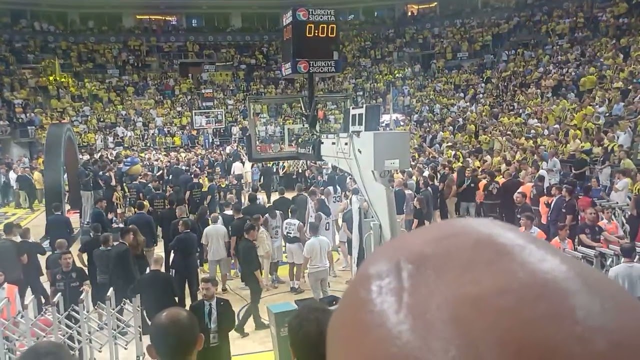 Fenerbahçe Beko TBSL Şampiyonluk Seremonisi
