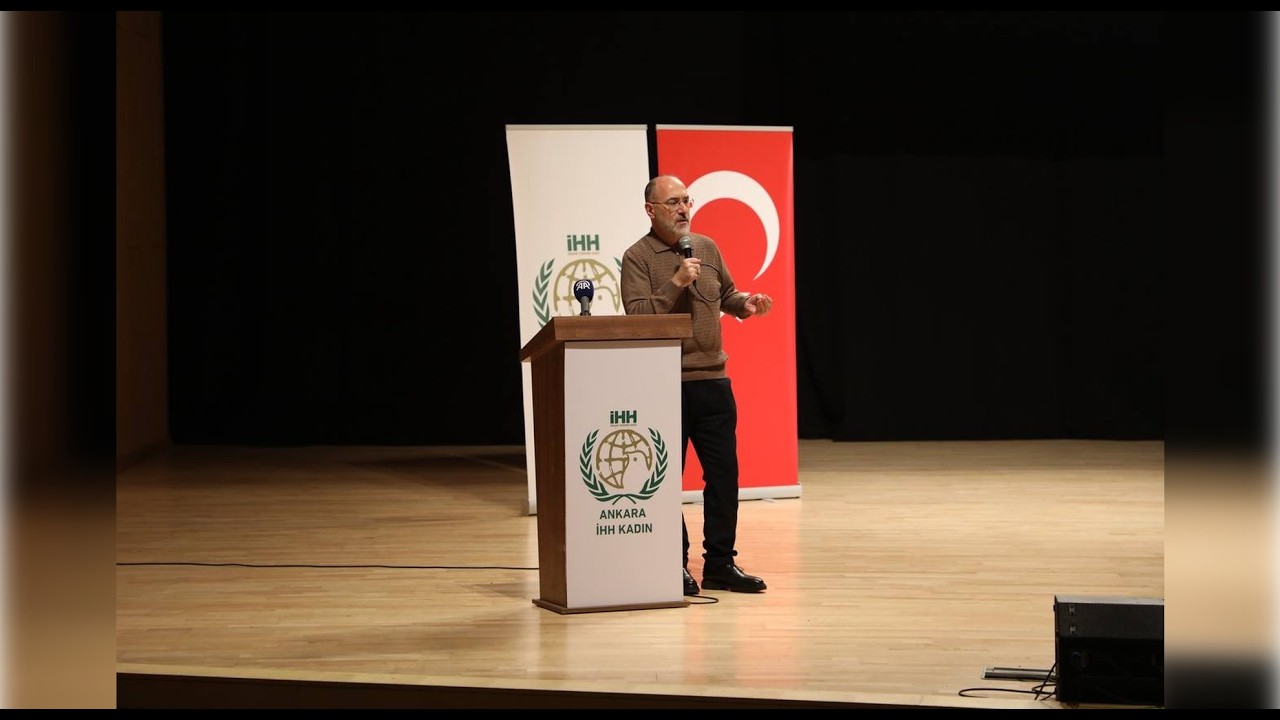 İHH, Kadın ve Savaş Paneli düzenledi