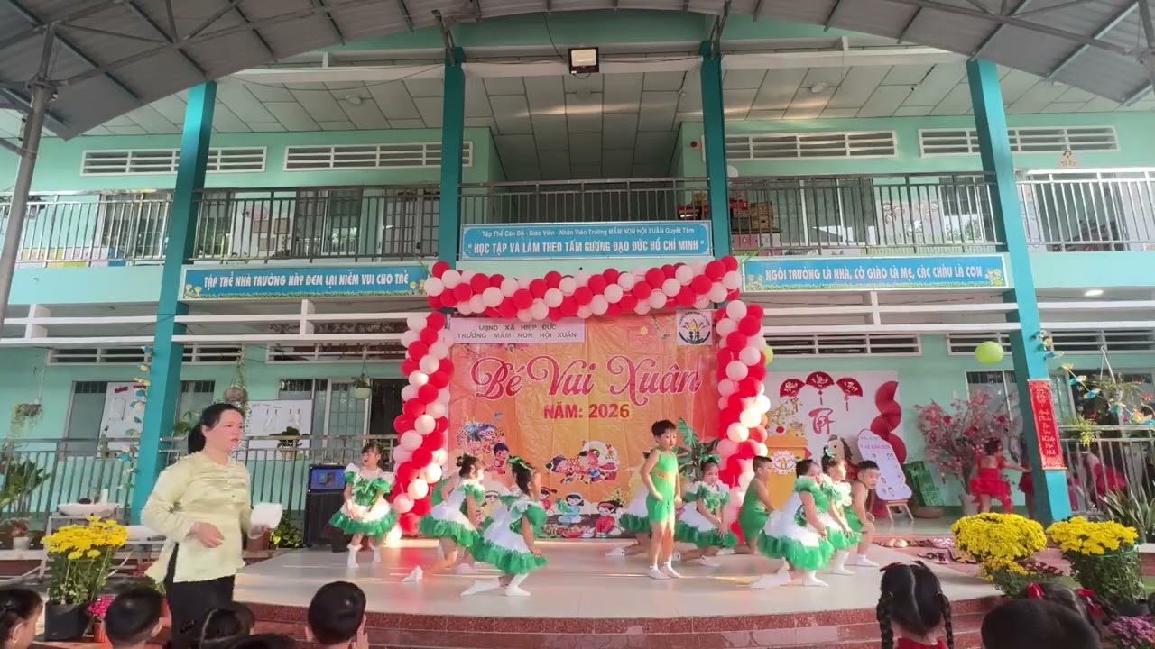 RUBY múa thể dục nhịp điệu Xuân 2026