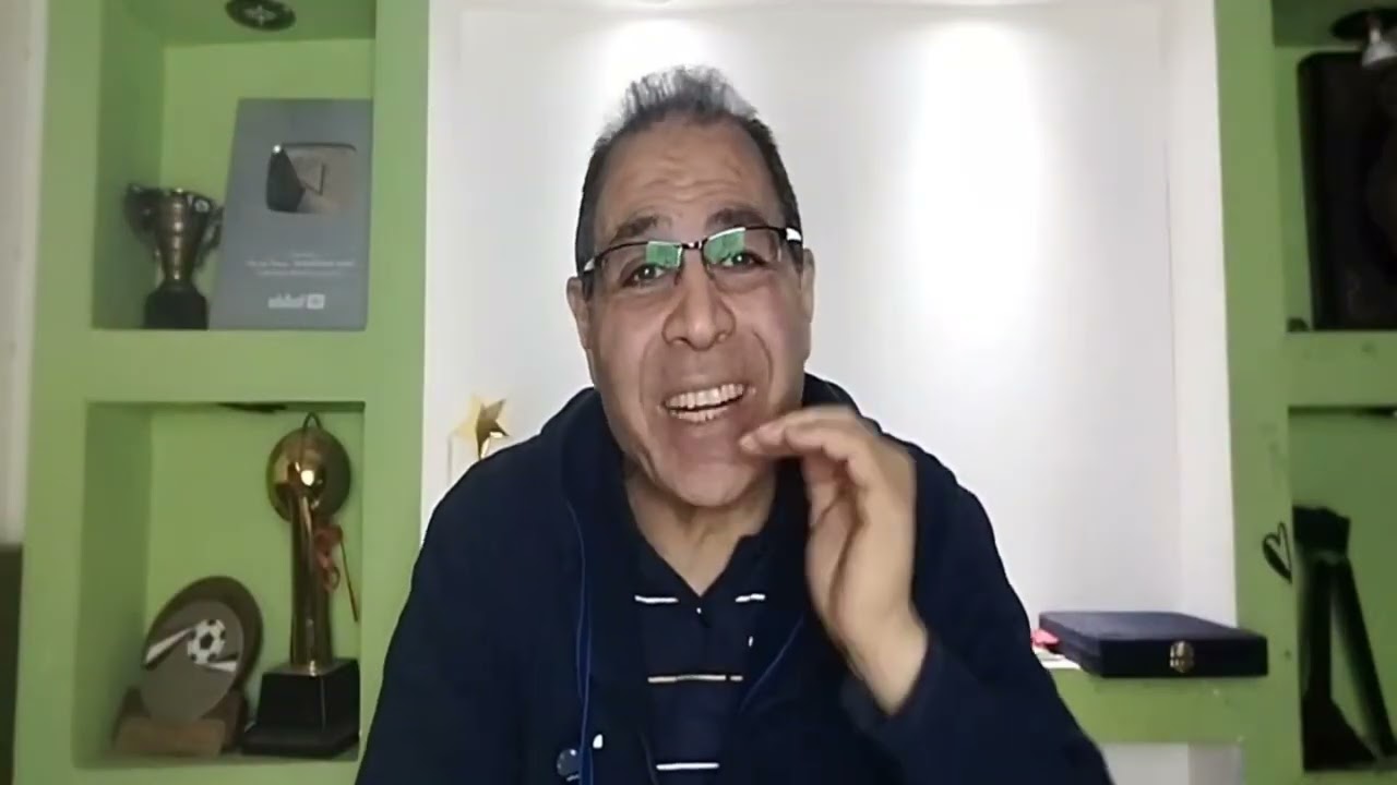 طب ما تبيعو بوابة النادي الحديد 😏 أفكار مجلس حسين ابن لبيب لحل التعثر المالي 