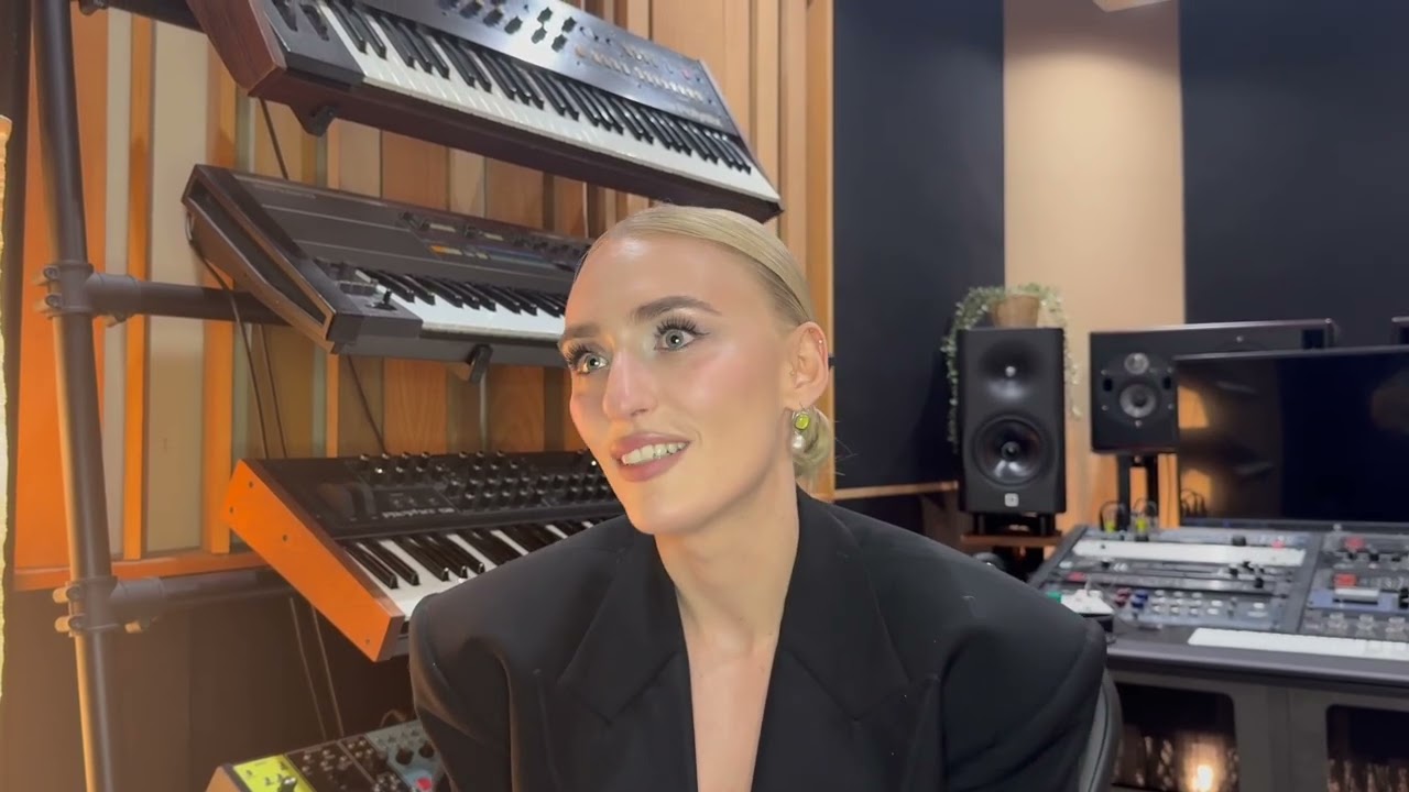 Sanremo 2026, Mara Sattei presenta 