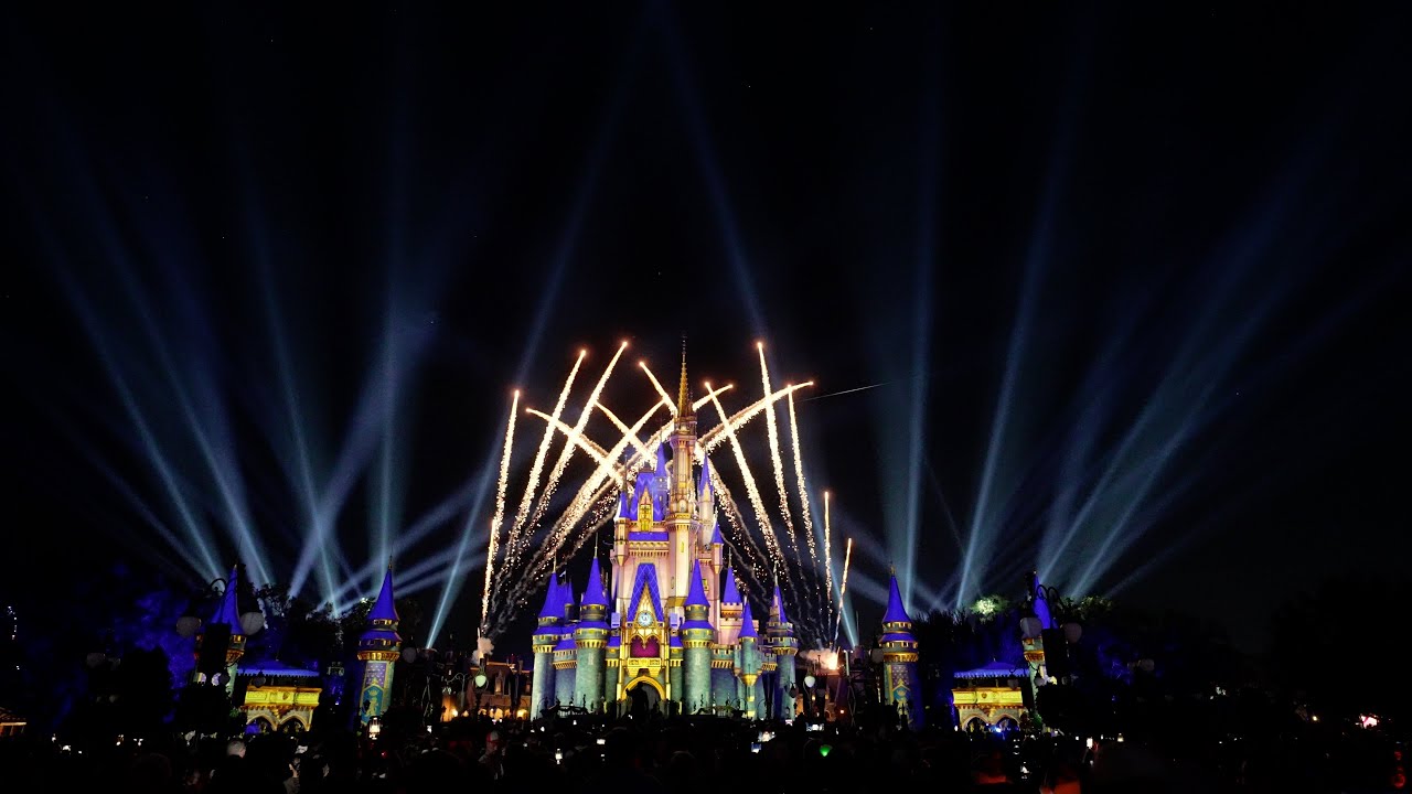 Minnie's Wonderful Christmastime Fireworks Show at Magic Kingdom 2024 4K