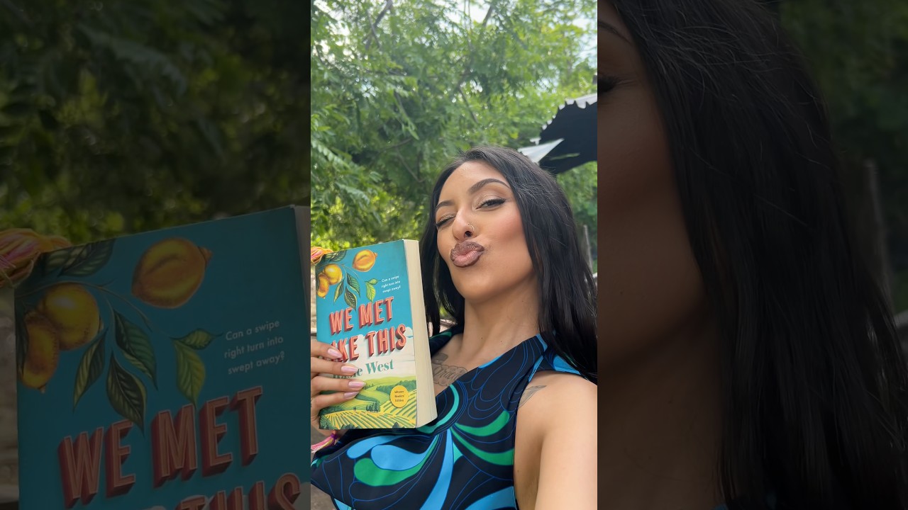 Flew to M&eacute;xico for the reading vibes #booktube #books #booklover #bookish #bookworm #shorts #mexico