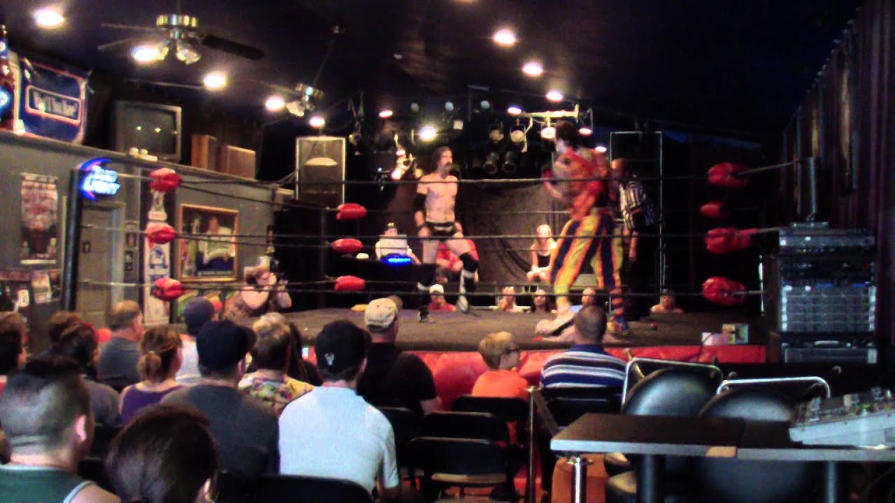 Peter Schwanz vs Yabo The Clown