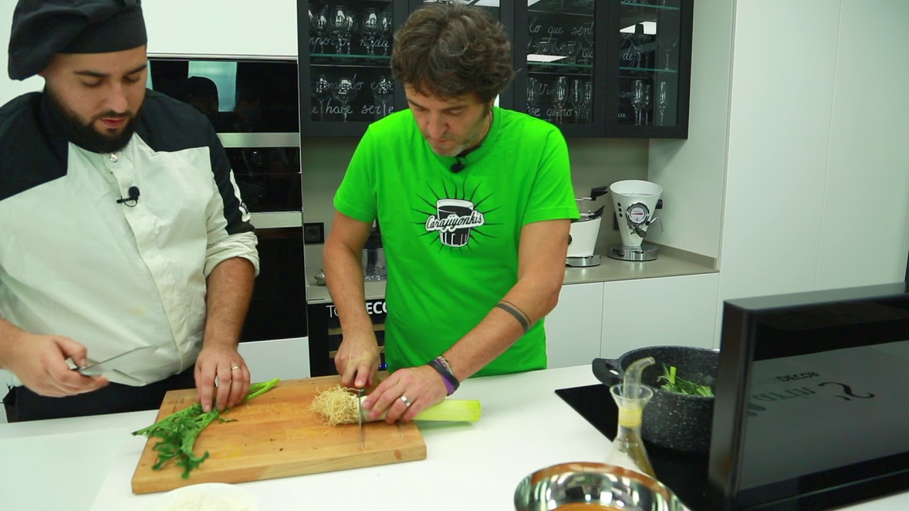 Raviolis farcits de fruits del mar amb salsa d’espigalls per en Cristian Guijarro