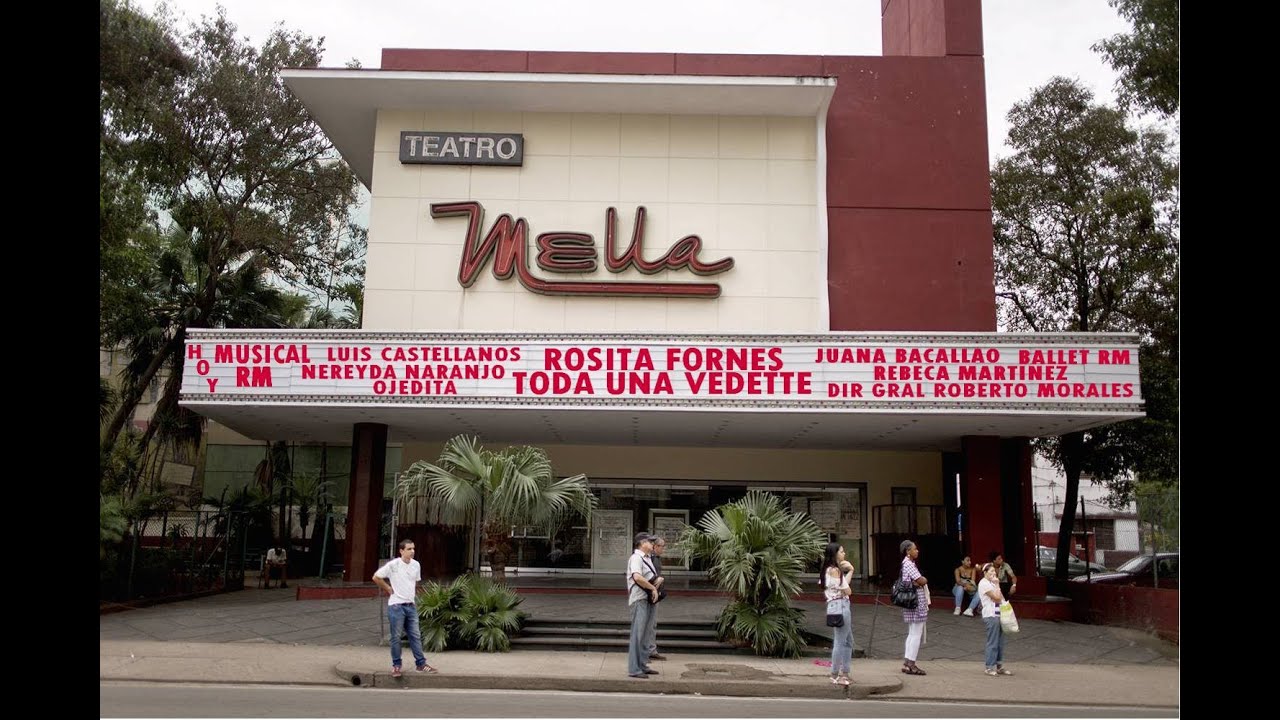 ROSITA FORNÉS * TODA UNA VEDETTE * SALUDO FINAL * R.M. ROBERTO MORALES * REBECA MARTÍNEZ * T. MELLA