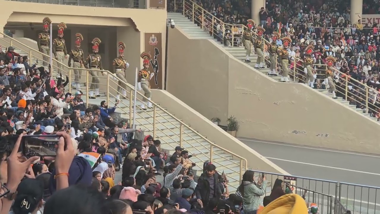 Wagha Border Parade #waghaborder#freedom#hindustan#army#bordersecurityforce #bsf #amritsar #atari 