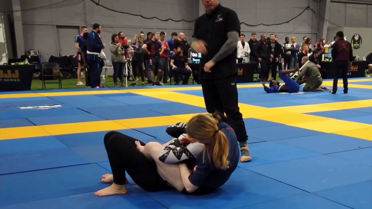Jiu Jitsu Arm bar from Sasha Grappling Match 