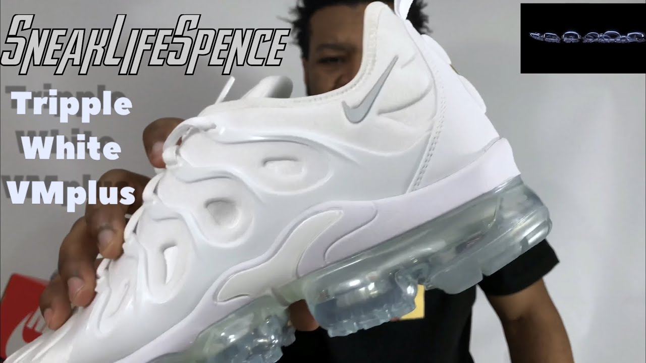 White Vapormax Plus review and unboxing