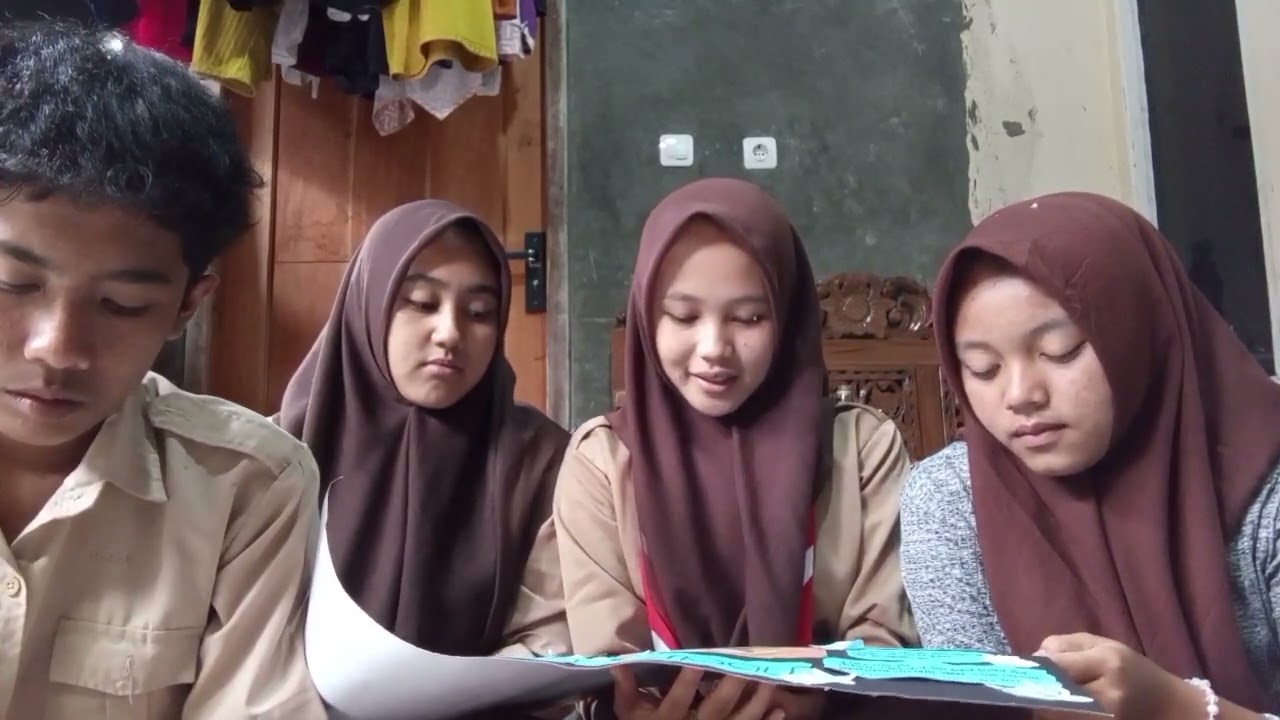 #Tugas Presentasi #Suku Ambon #lX-B
