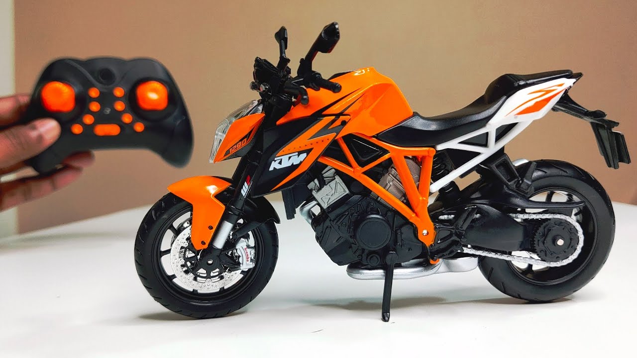 KTM 1290 Super Duke R Miniature Diecast Model Unboxing - Chatpat toy tv