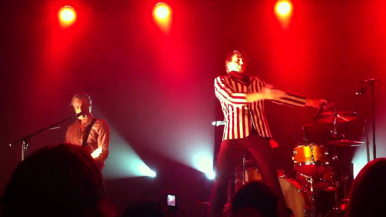 Triggerfinger - Sweet Dreams @ Cc Mechelen 22.12.2011