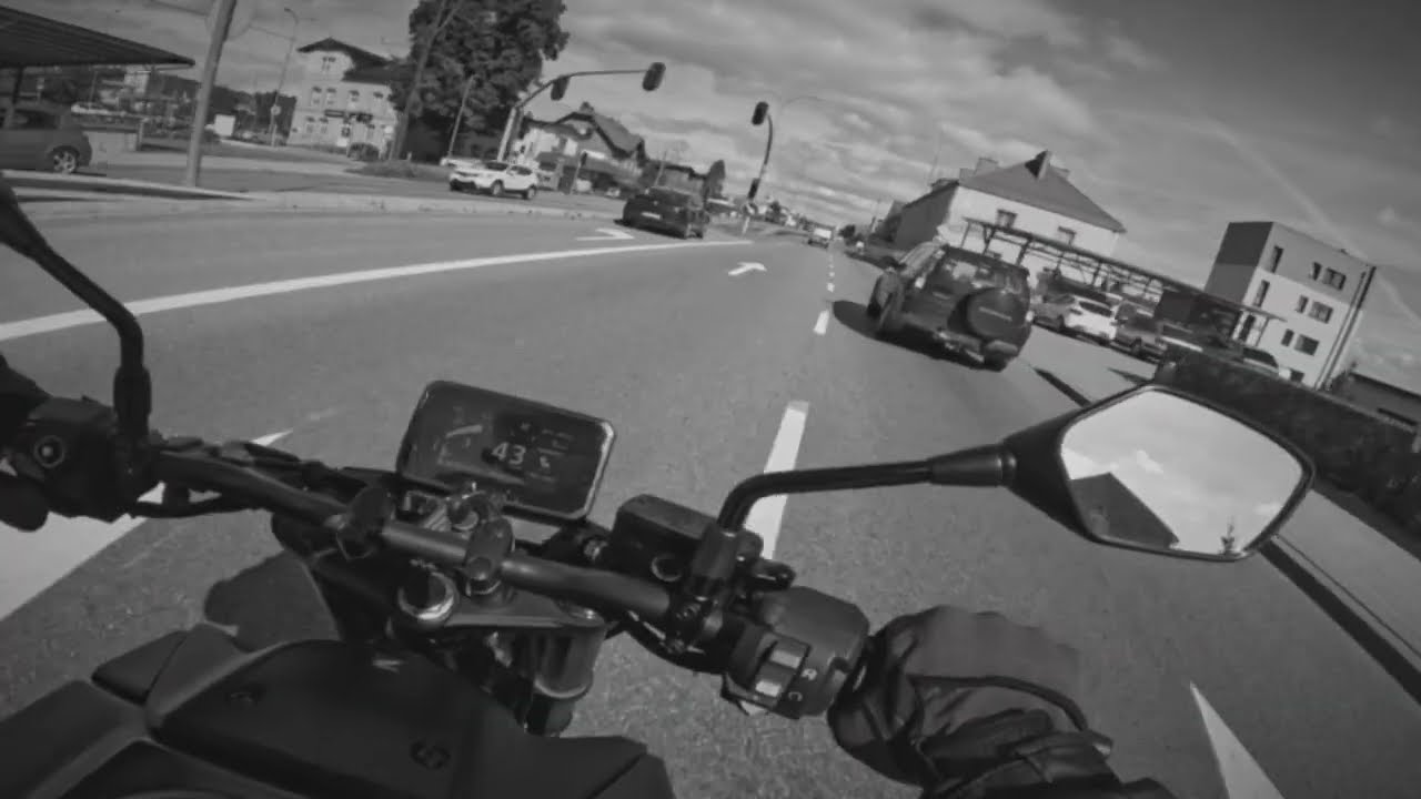 Jazda motocyklem nagrana kamerą z dawnych lat