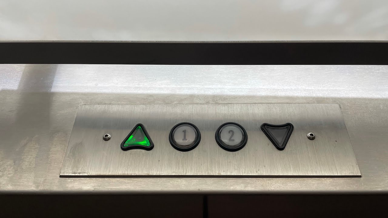SUPER UNIQUE 1986 MEI Hydraulic Elevator @ The Muddy Cow Restaurant in Shakopee, MN