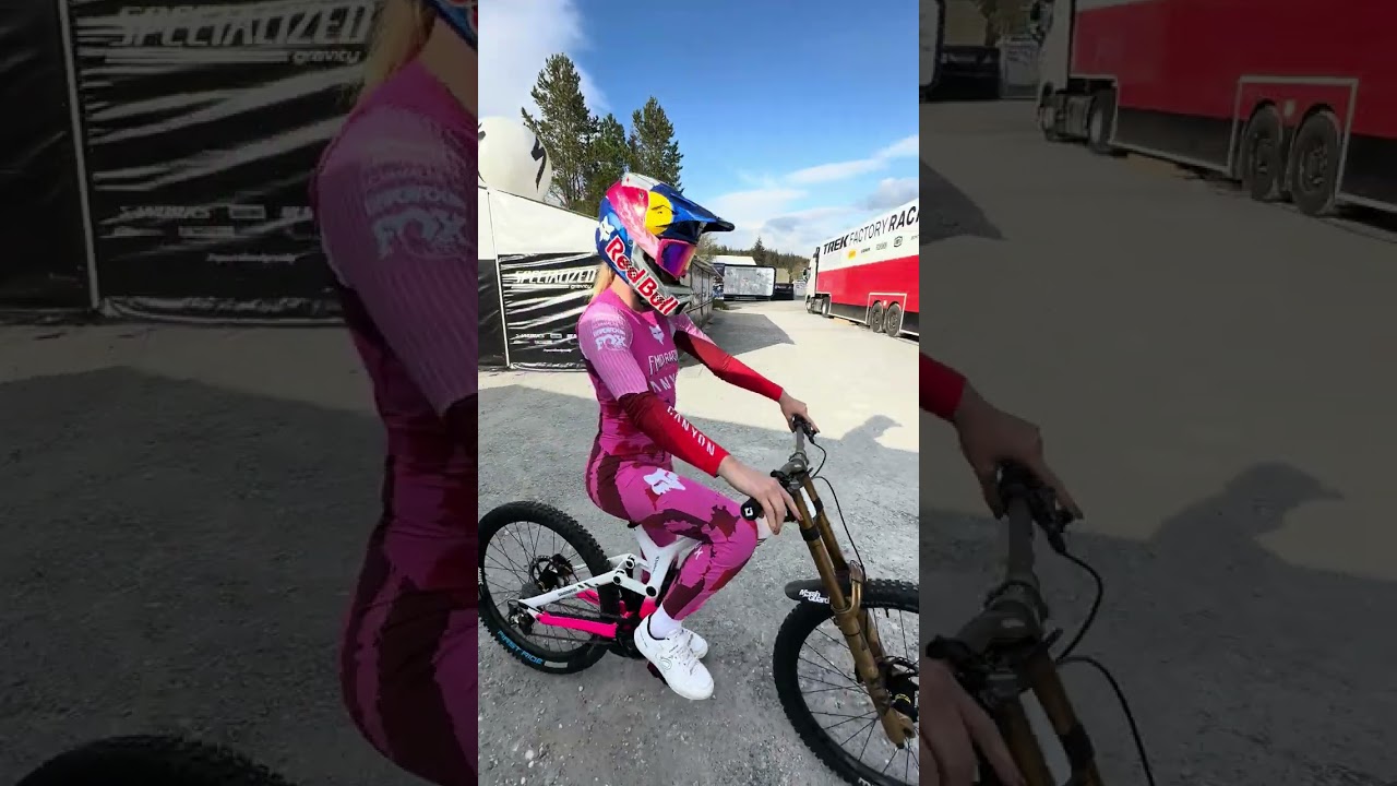 Tahn&eacute;e Seagrave SpeedSuit RS #mtb #downhill